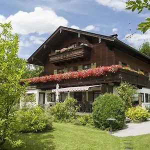 Haus Enzian Apartment